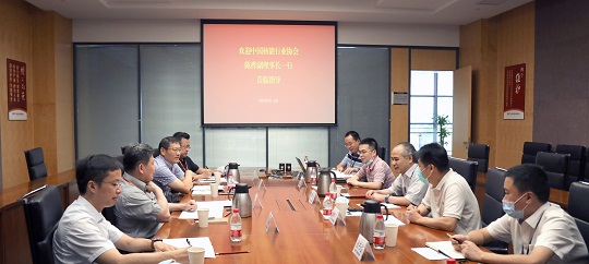 bf3a2195修1--会场内合影.jpg bf3a2195修1--会场内合影.jpg